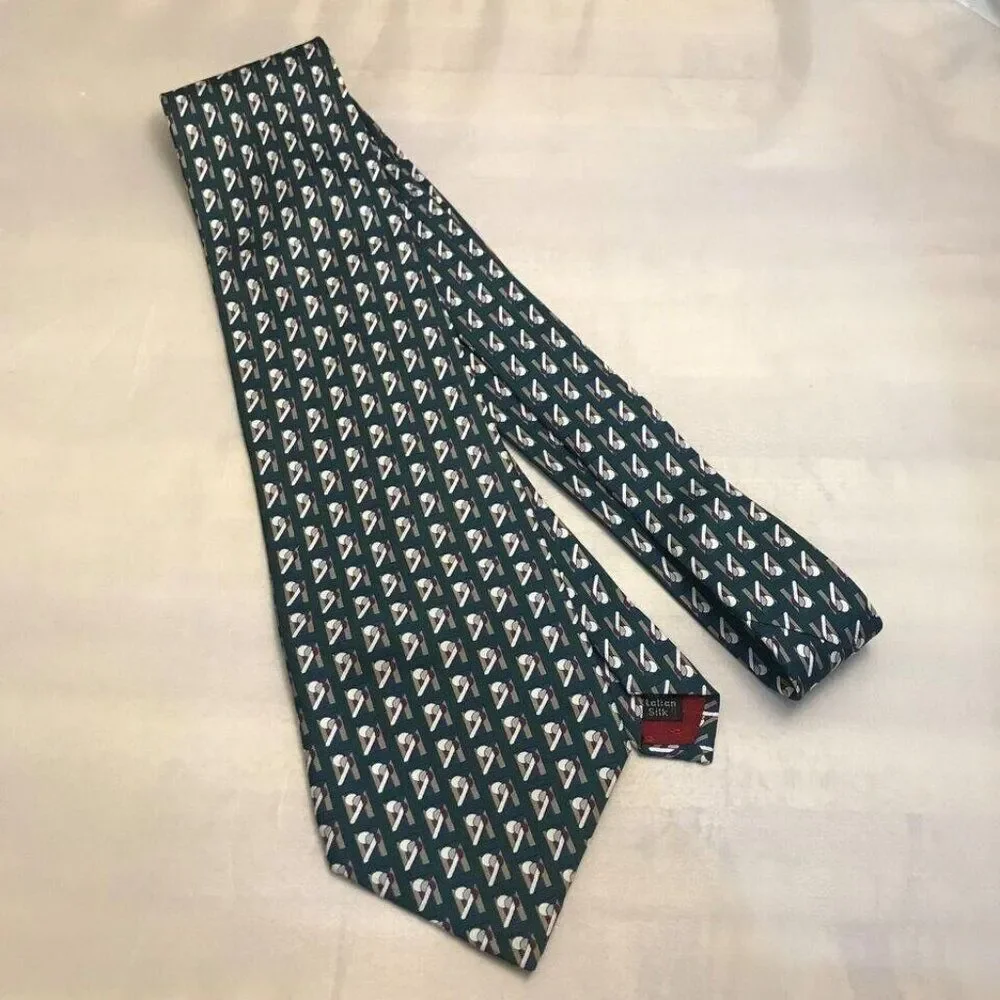 #1200 VTG AMERICAN TRADITIONS GREEN WOVEN ECKTIE 56 IN x 4 IN